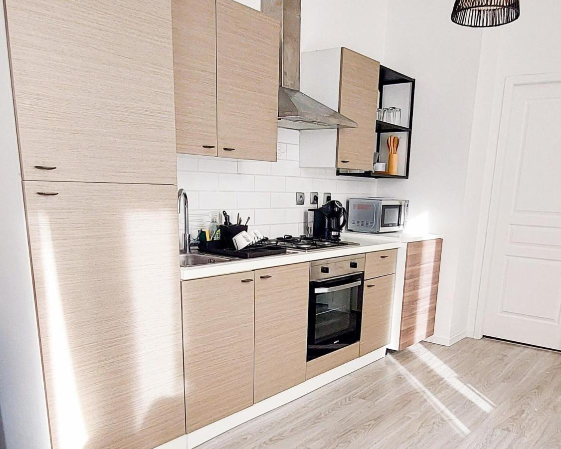 Artsmalt *Ideal Pro * Proche Commerces * 2 Chambres * Tout Confort Montluçon Eksteriør billede